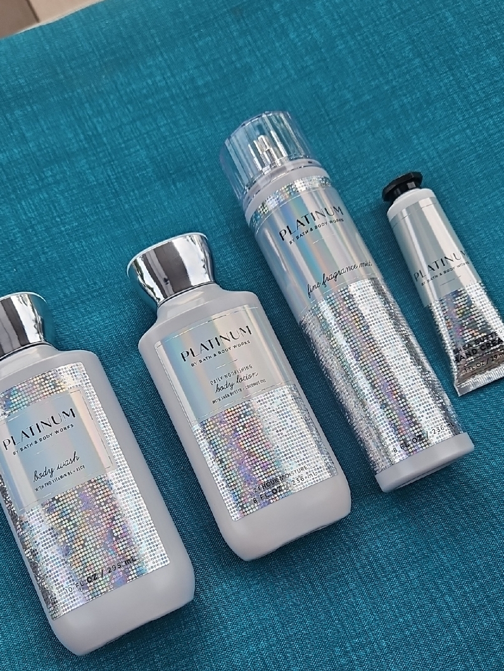 Bath & Body Works Platinum Body Wash & Care Set - Silver - Picture 4 of 16